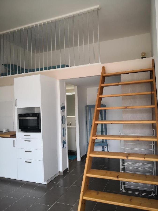 Studio En Plein Centre Ville A 8 Minutes De L'Ocean Le Porge Zewnętrze zdjęcie